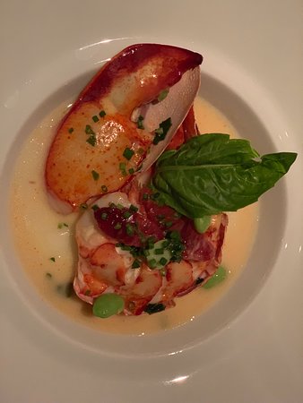 Gary Danko signature dishes Roast Maine Lobster
Lemon Pepper Duck Breast
Glazed Oysters